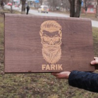 Подарункова коробка Декодім з гравіруванням на 6 шампурів 750x14x3 (DD-34) Подарункова коробка Декодім з гравіруванням на 6 шампурів 750x14x3 (DD-34)
